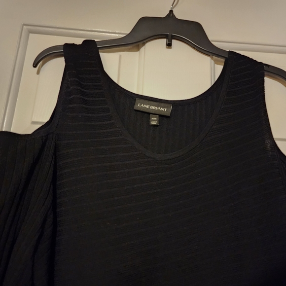 Cold Shoulder Blouse - Picture 2 of 4